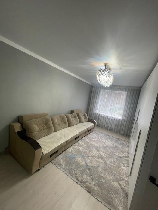 Продам 2 комнотную квартиру