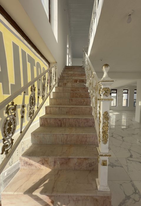 ПРОДАЁТСЯ НОВОЕ Здание у дороги