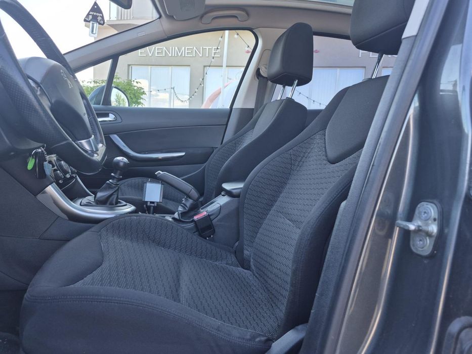 PEUGEOT 308 2011 — imagine 9