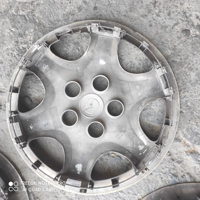 Продам колпаки R15 на Мазда