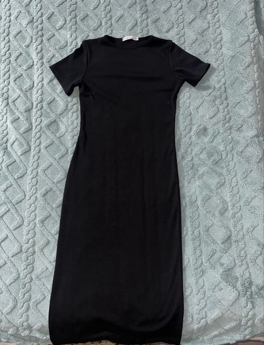 продам платье 4000к