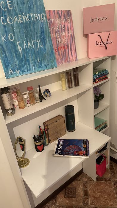 Продам  мебель в детскую