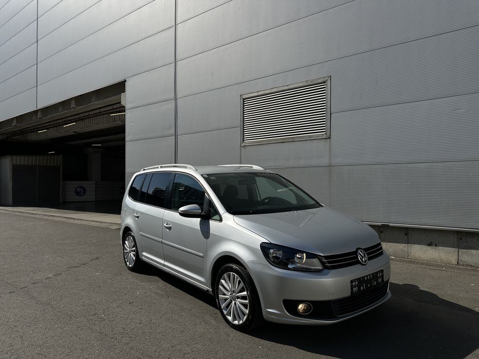 Volkswagen Touran 2.0 Tdi Highline 2011