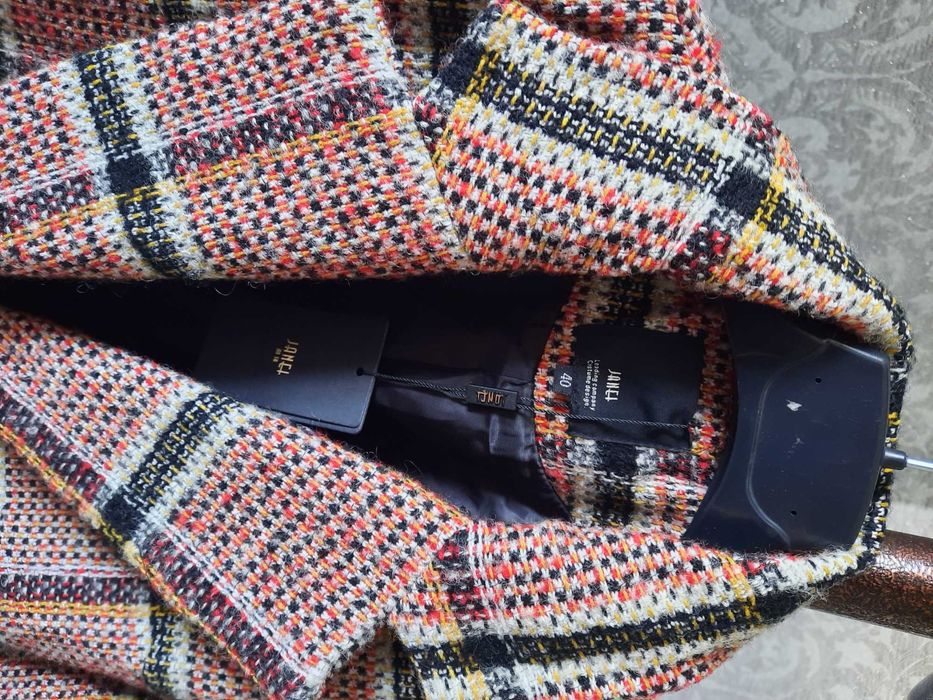 Демисезонное пальто на 42-44