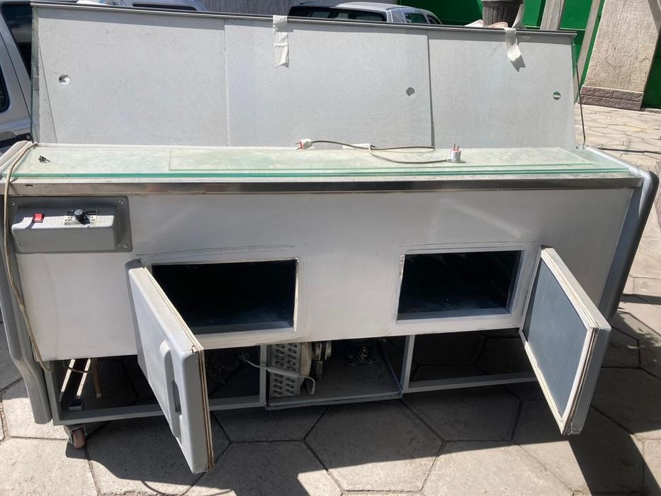 Продам б/у два в одном холодильник