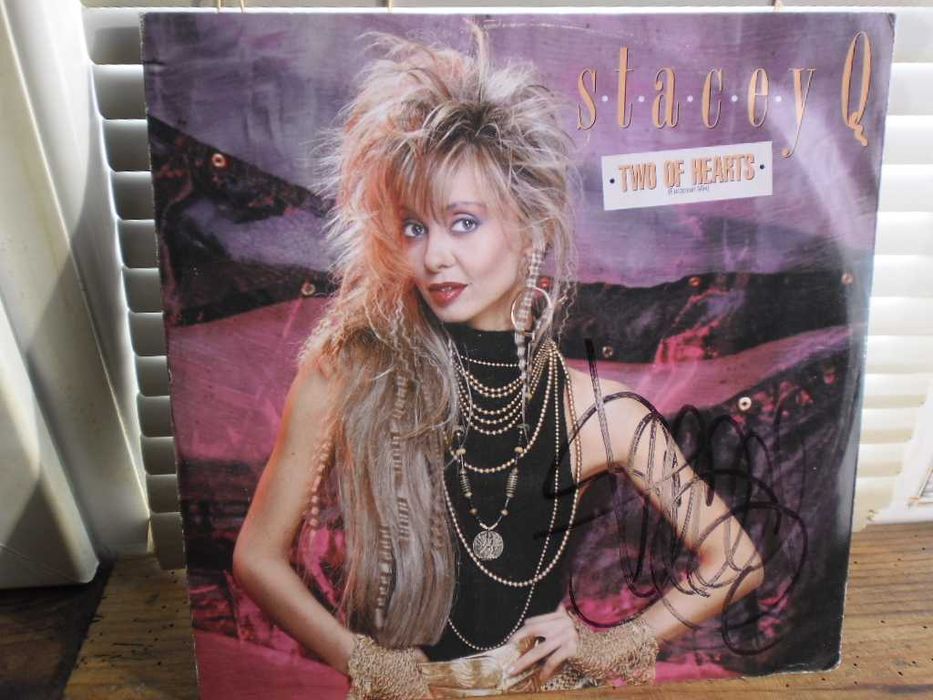 Продавам  плочи  различни