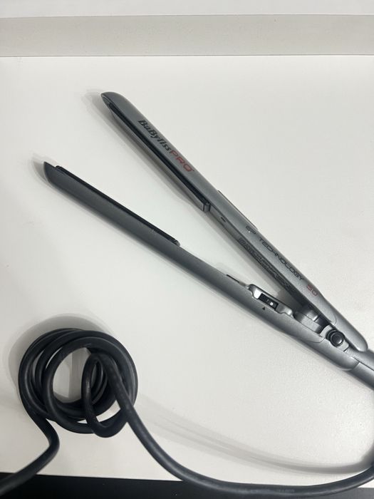 Утюжек Babyliss pro