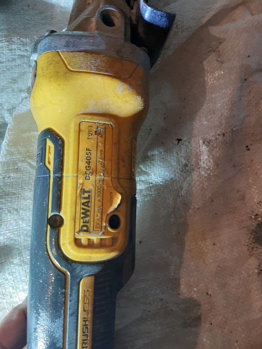 Devalt fle polizo brushles dcg405f