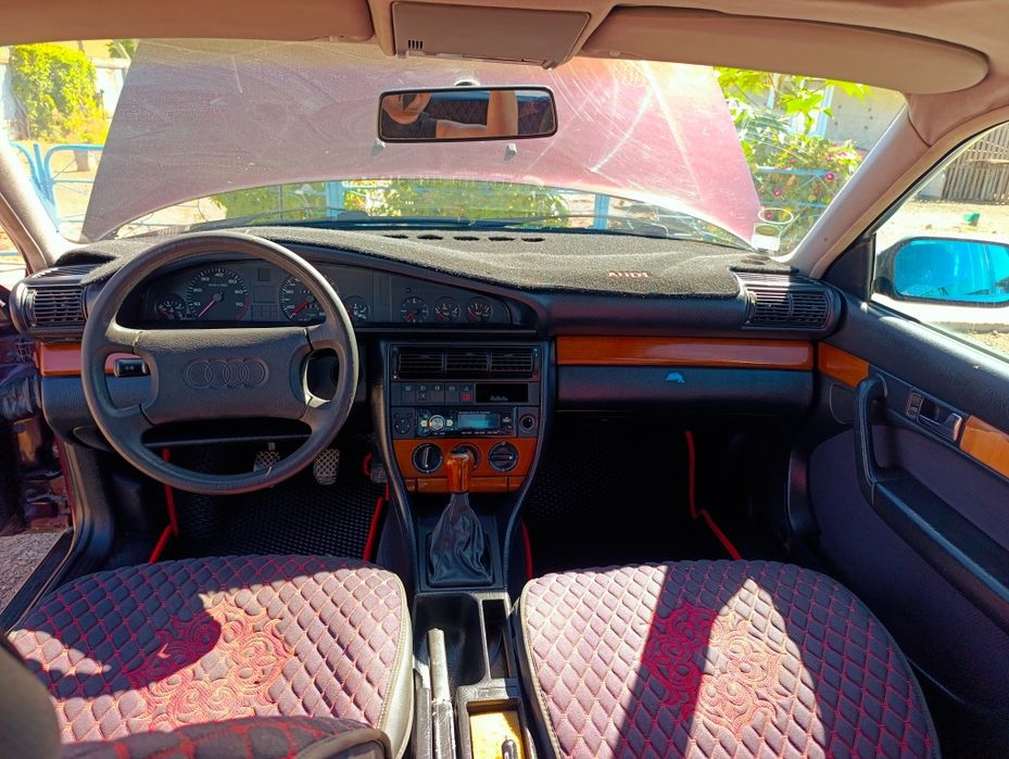 Ауди 100 с4 срочно