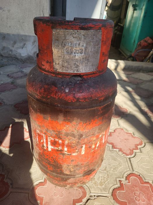 Продам газовый баллон, маленький