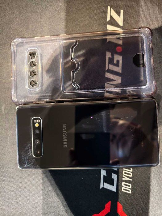 samasung s 10 +  8+128gb