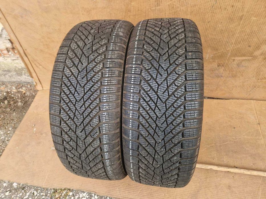 2 Pirelli R19 225/45
Зимни гуми 
DOT2421