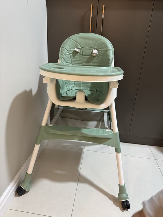 Детский стульчик зеленый