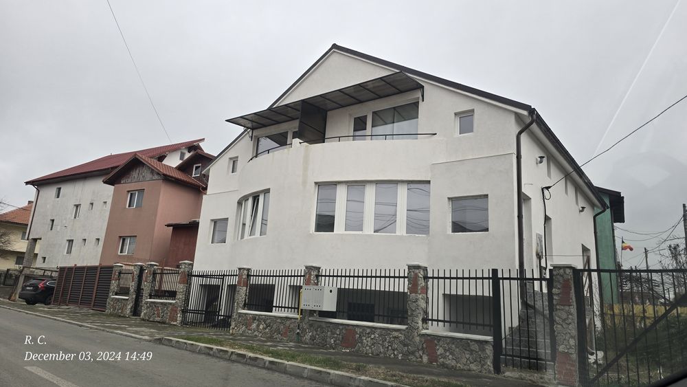 Apartamente, Garsoniere, Curte, Parcare, Vedere spre Lac si Mare