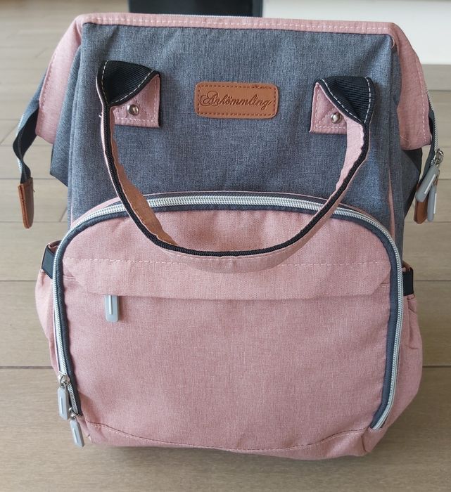 Rucsac (geantă) pentru mămici moderne