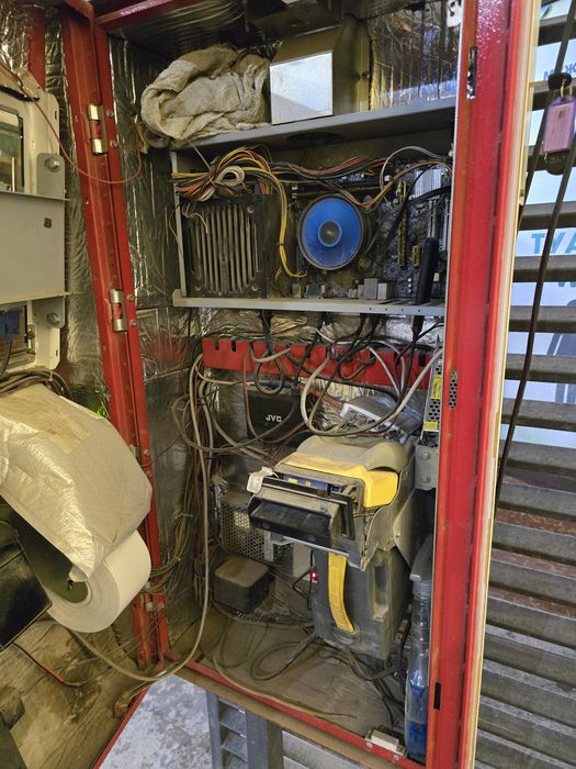 Уличный терминал спайдер