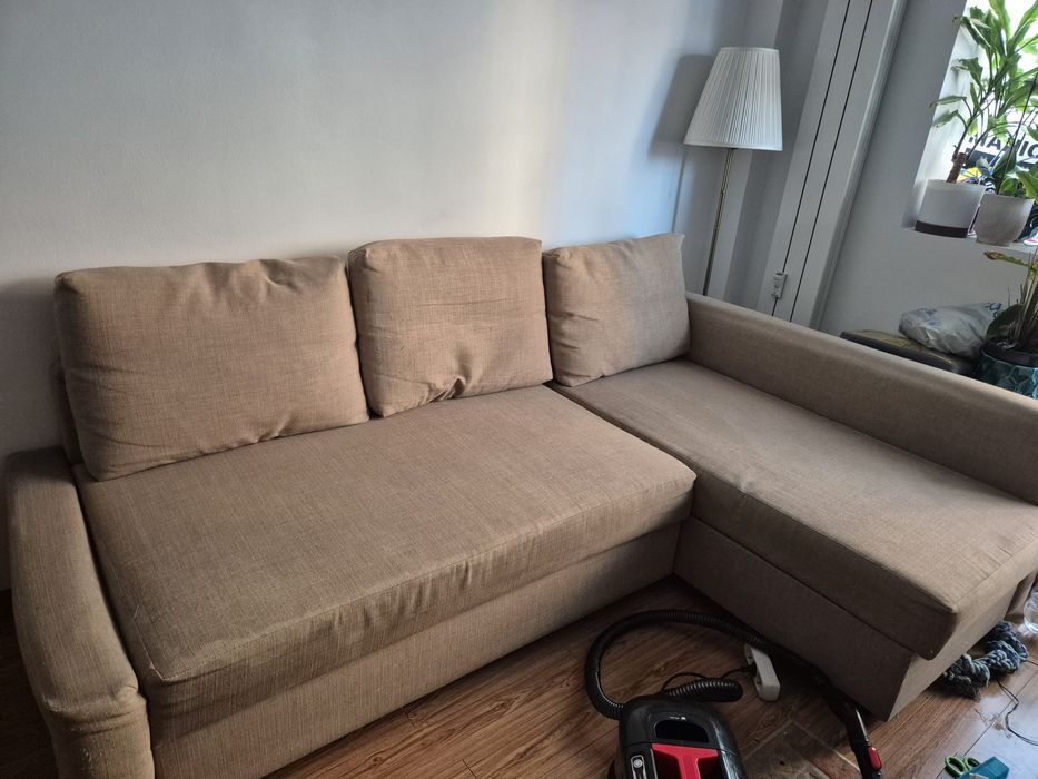 Canapea Ikea crem -  Colţar extensibil cu depozitare