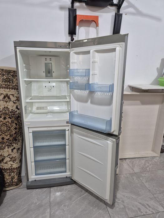 Холодильник LG NoFrost GA-B359BLQA