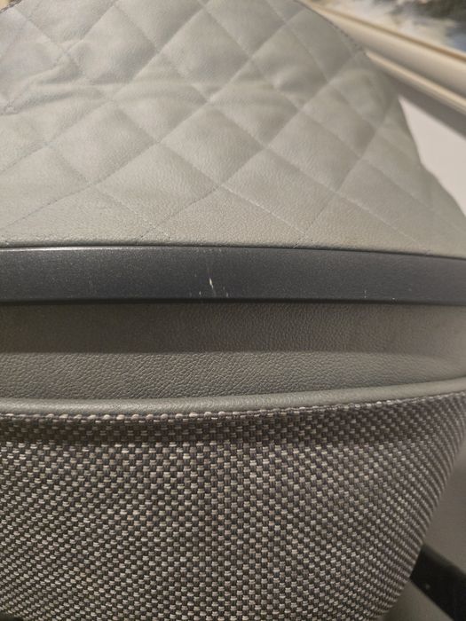 Бебешка количка Mercedes-Benz Hartan