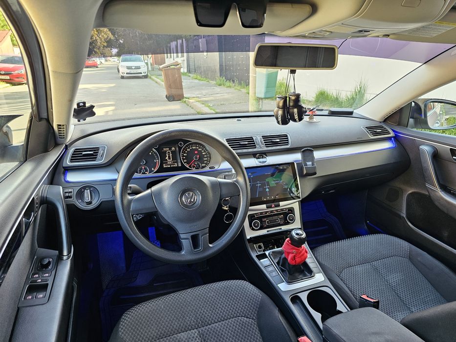 VOLKSWAGEN Passat 2011 — imagine 4
