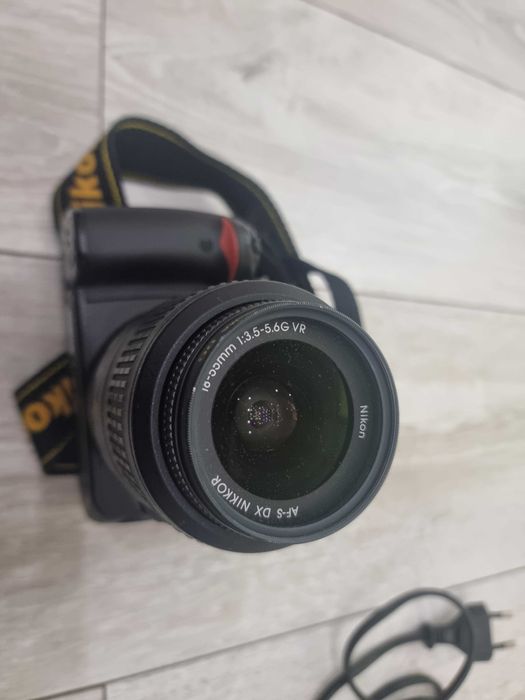 фотоаппарат Nikon D3000 Kit 18-55mm