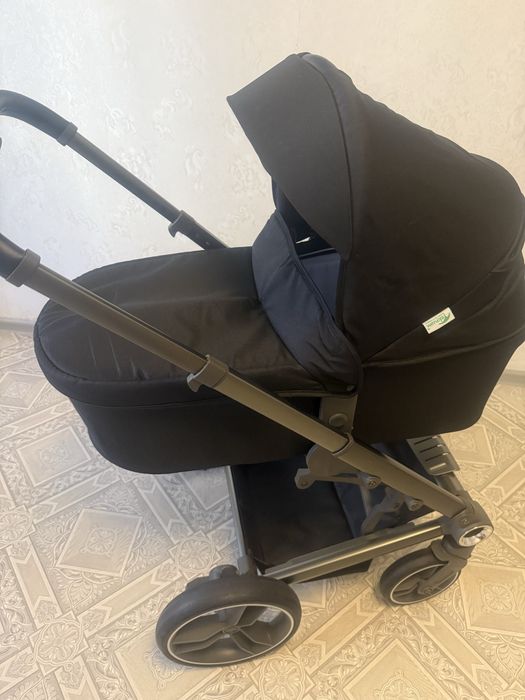 Продам детскую коляску-трансформер!