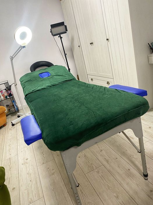 Vând pat cosmetica/gene/masaj plus scaun si lampa