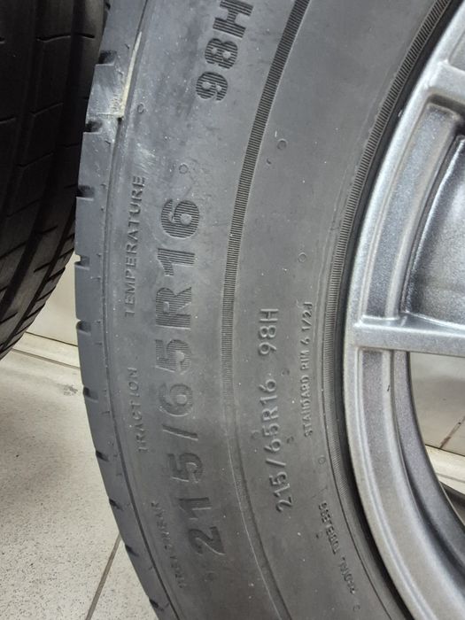 215х65r16 лето б/у месяц