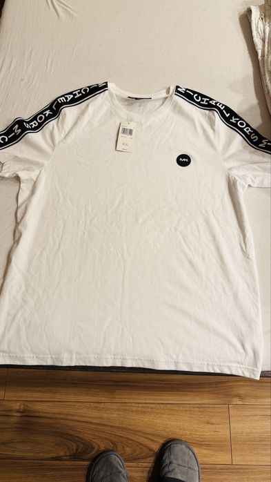 Tricou Michael Kors nou!