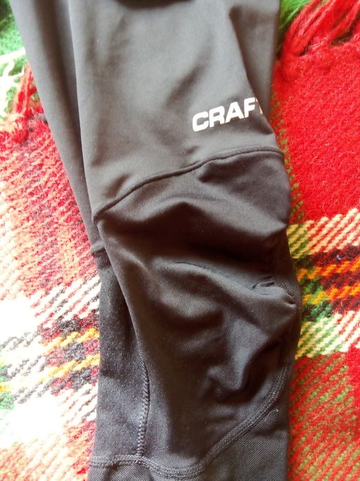 продавам лот от два клина за спорт в черно размер s