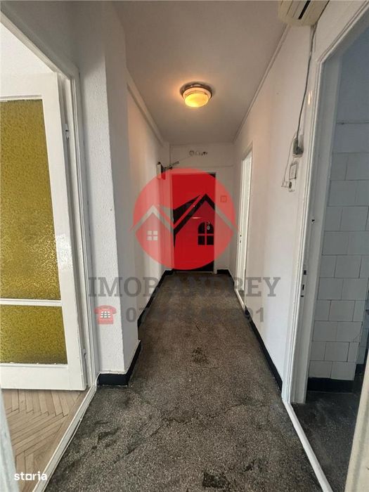 Apartament 2 camere decomandat 42 mp ultracentral etaj 3 bloc reabilit