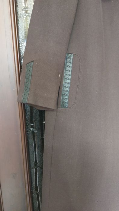 Пальто женское коричневого  цвета