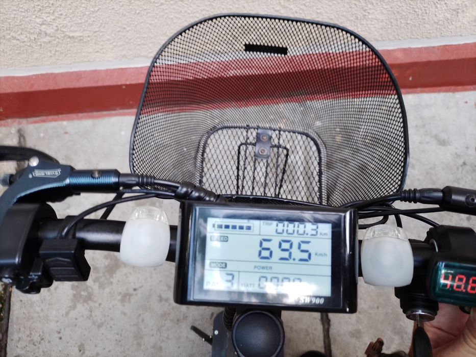 Trotineta electrica KULT max 60km/h-Stare Bună