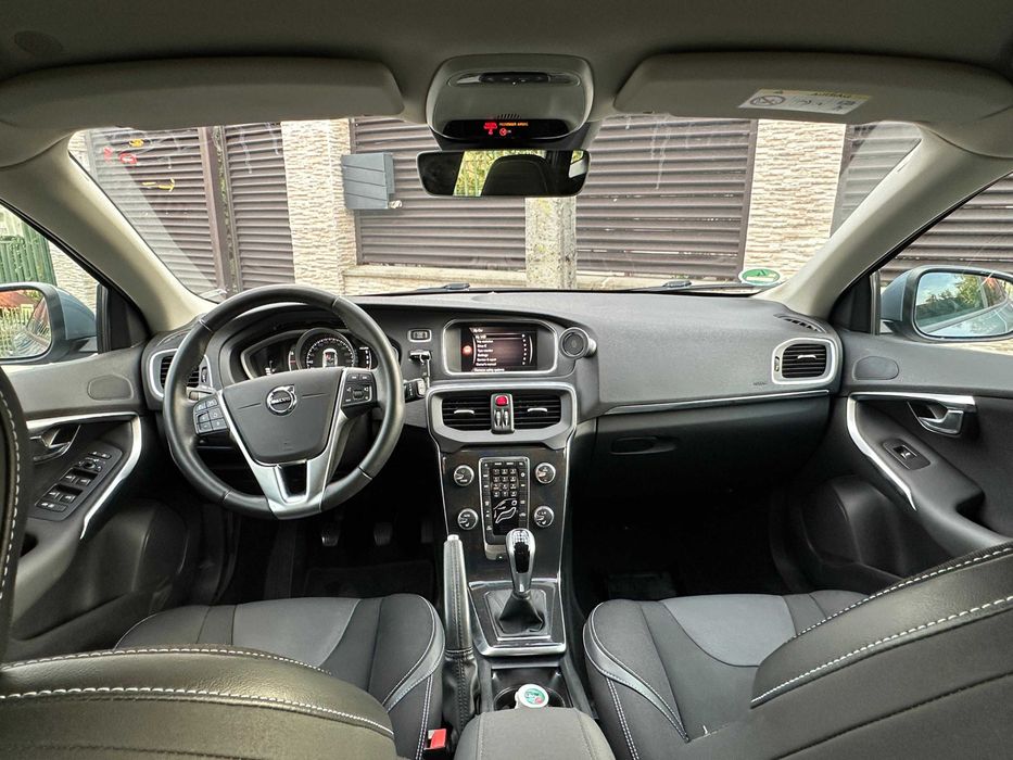Volvo V40 - 2.0 diesel - 11/2017 - facelift