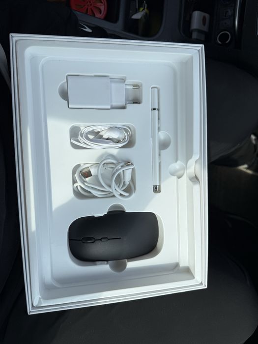 Iphone 17 pro max(планшет)