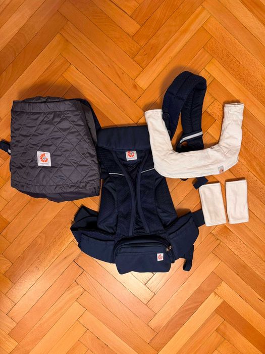 Ergobaby Omni Breeze Midnight Blue + подаръци (зимно покривало, подложка за смучене и протектори)