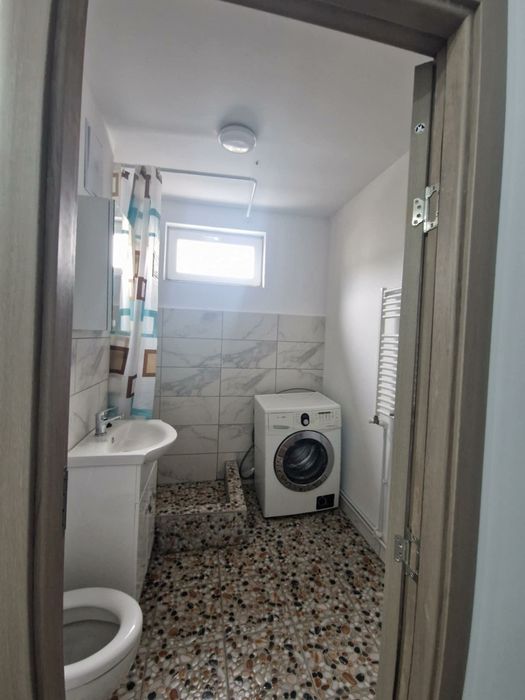 Garsoniera de închiriat