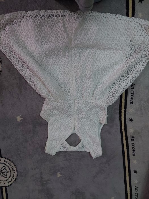 Нежное белоснежное платье для девушек