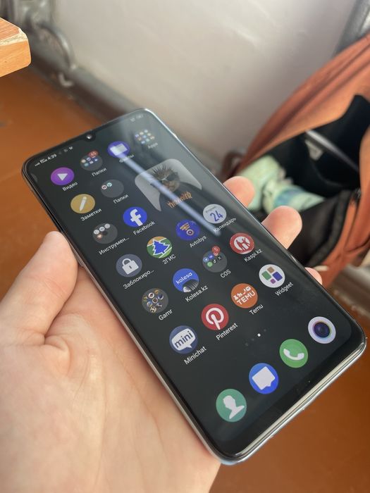 Vivo 1907 либо vivo v17neo