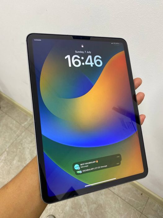 Ipad pro m2 11 inch 128gb simcart/ bonus apple pencil 2