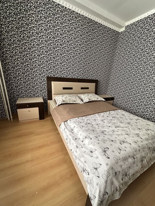 Продается тахта с тумбой