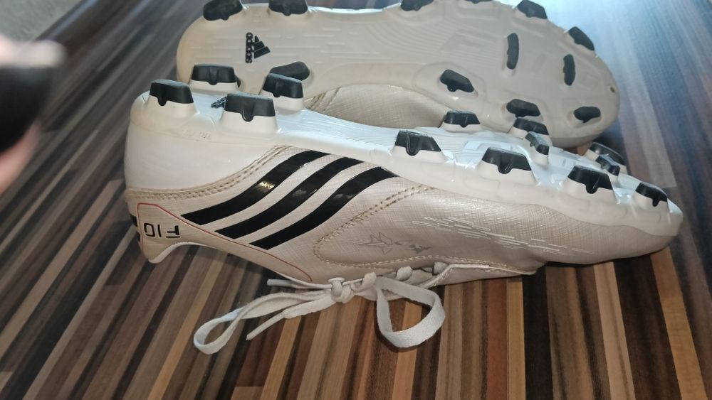 Ghete fotbal crampoane 36 Adidas F10