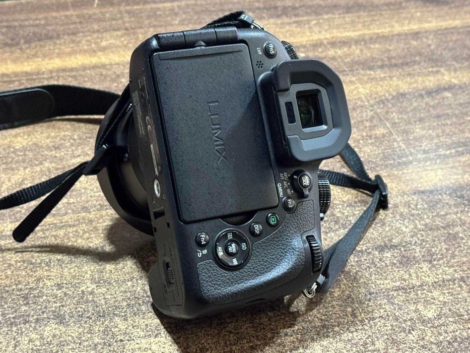 Фотоапарат Panasonic Lumix DMC-FZ1000