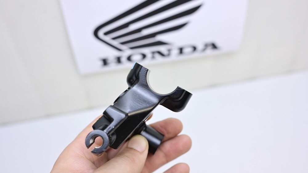 Prindere Suport Maneta Ambreiaj oglinda Honda CB 650 F / CBR650R 2014