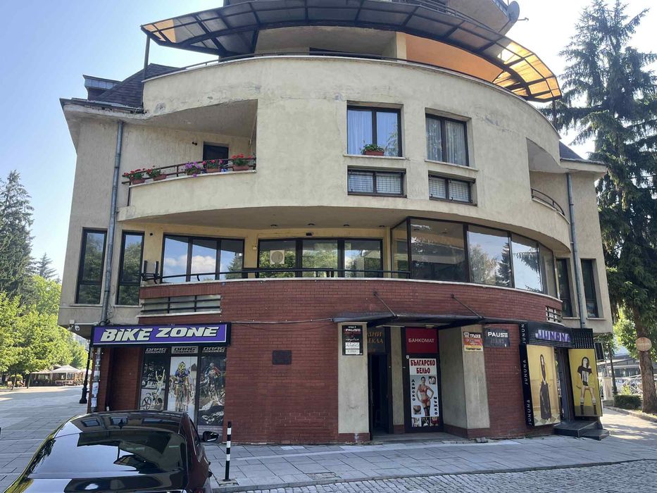 Дава се под наем Магазин в Разлог - 95 кв.м за 459 € - Снимка #9