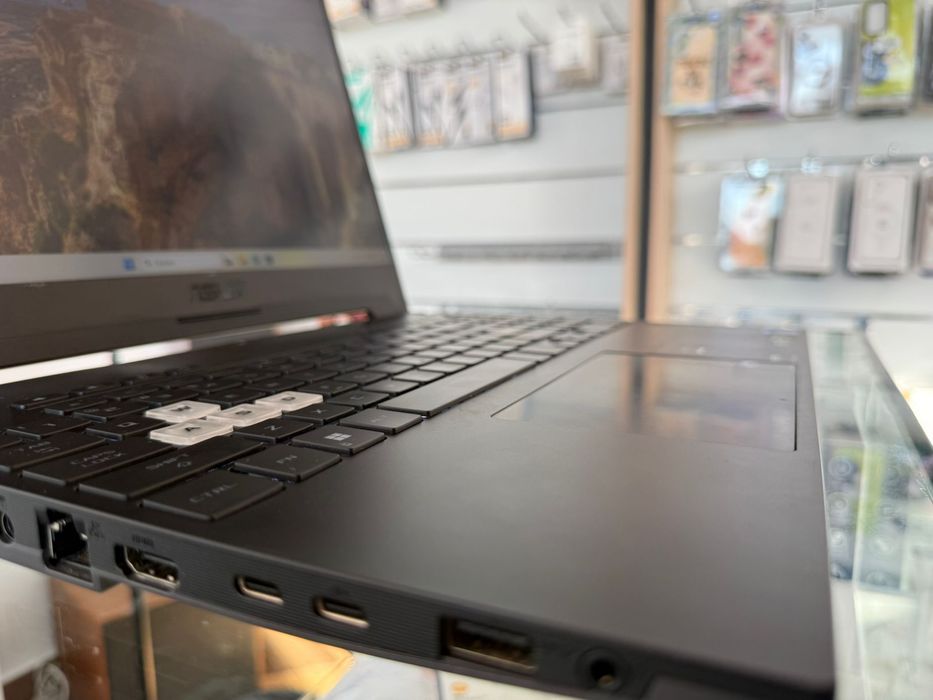 Asus Tuf Dash f15 i7 16gb rtx30504gb