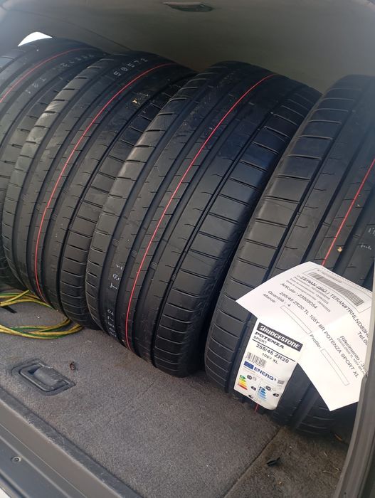 Vând anvelope  vară