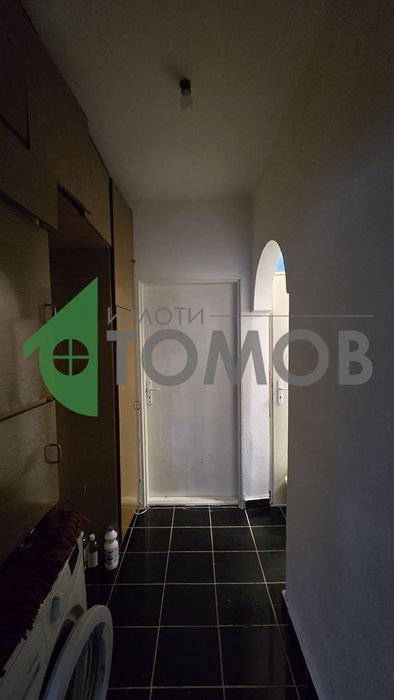 Тристаен апартамент в кв. Железник