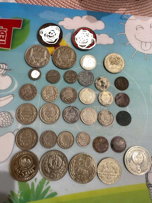 български монети
