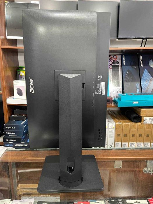 Acer Veriton A810 All-in-One i3-N305 8GB 512GB 24'' ips